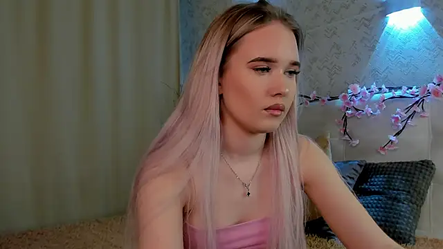 Snapshot of Alice_Pleasance chatting on April 2026 08:56:01 AM Alice Pleasance online show from April 2026 08:56:01 AM