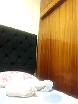 cosita rica 1 online show from May 2026 04:19:01 AM