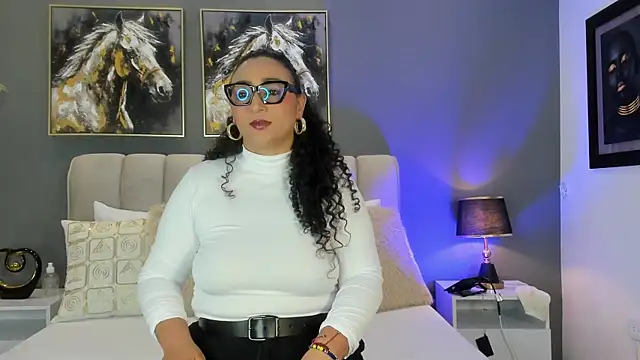 VaniaRouse online show from March 2026 02:40:02 PM