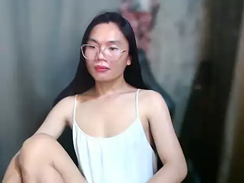 small 13 online show from August 2026 05:04:02 PM