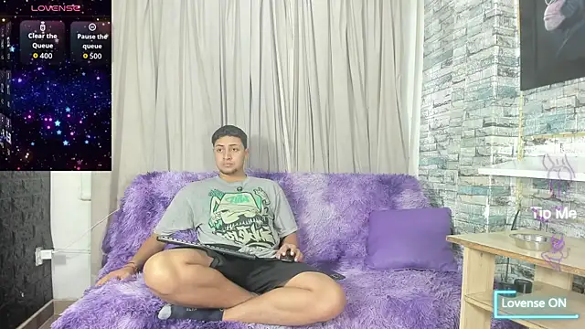 NoahAndBunny online show from July 2026 11:48:02 AM