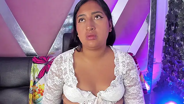 DestiinyBlack online show from May 2026 02:45:01 PM