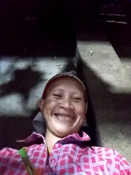 Heli pusy online show from May 2026 12:57:02 PM