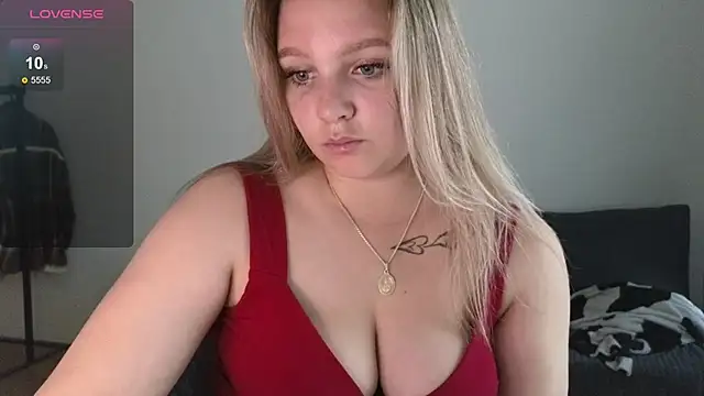 Snapshot of bettyloveu chatting on July 2026 03:03:02 PM bettyloveu online show from July 2026 03:03:02 PM