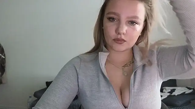 Snapshot of bettyloveu chatting on July 2026 11:13:01 AM bettyloveu online show from July 2026 11:13:01 AM
