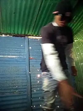 spittingpig1 online show from March 2026 01:37:01 PM