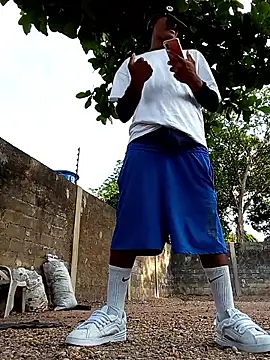 spittingpig1 online show from March 2026 11:37:02 AM