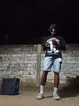 spittingpig1 online show from March 2026 11:30:02 PM