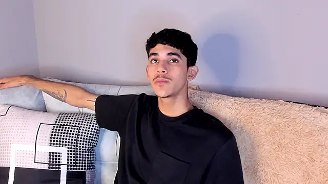 Snapshot of FlinsShadow chatting on March 2026 03:22:02 AM FlinsShadow online show from March 2026 03:22:02 AM