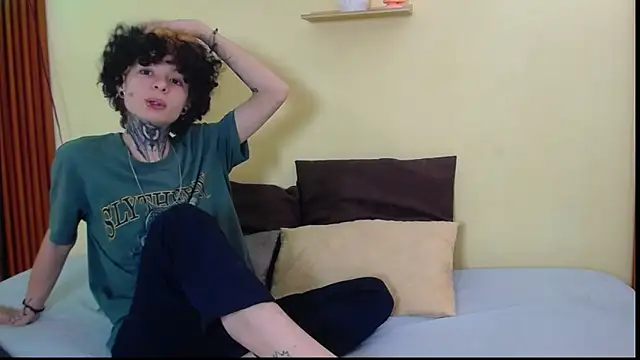 JuneBlake  online show from March 2026 02:01:02 PM