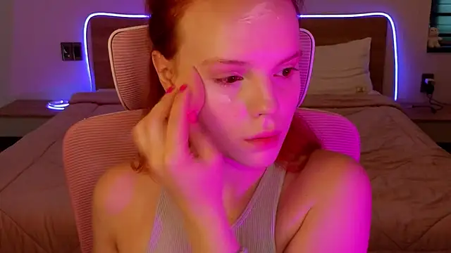 mollybossy online show from March 2026 12:04:01 AM