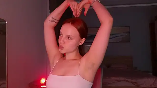 mollybossy online show from April 2026 04:15:02 AM