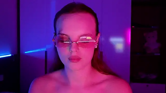 mollybossy online show from June 2026 12:42:01 PM