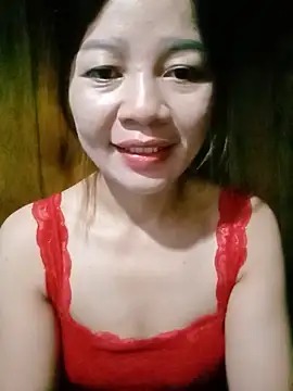 Snapshot of Yiyi102300 chatting on May 2026 08:38:02 PM Yiyi102300 online show from May 2026 08:38:02 PM