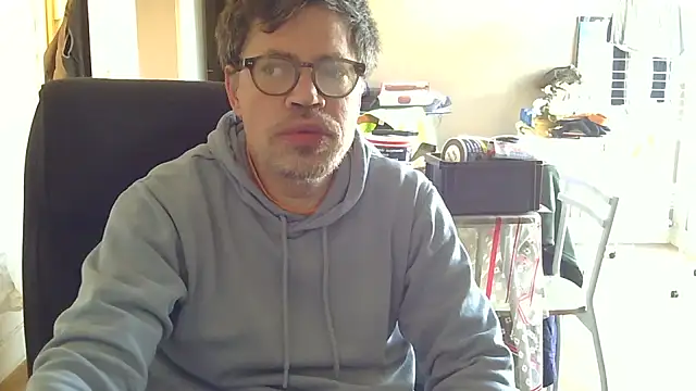 calou123 online show from March 2026 03:37:02 PM