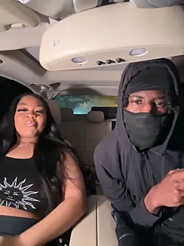 Snapshot of skiiislayedher chatting on April 2026 06:18:01 AM skiiislayedher online show from April 2026 06:18:01 AM