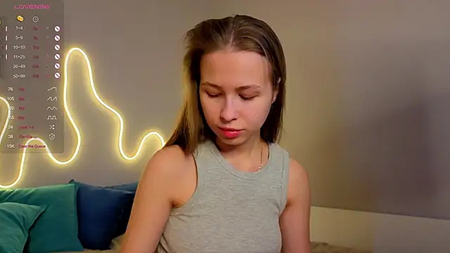 Emma dream  online show from June 2026 01:37:01 AM