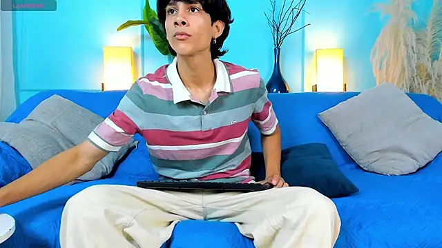 Cheys Mast online show from March 2026 03:15:01 PM