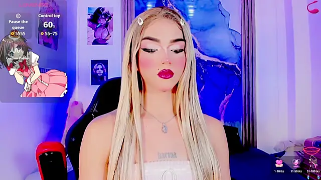 Snapshot of blonde_queen- chatting on July 2026 03:20:02 AM blonde queen- online show from July 2026 03:20:02 AM