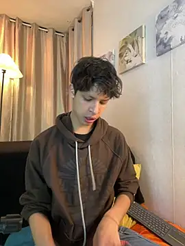 Ethan qop online show from May 2026 11:09:02 AM
