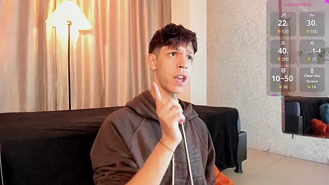 Ethan qop online show from May 2026 11:18:01 AM