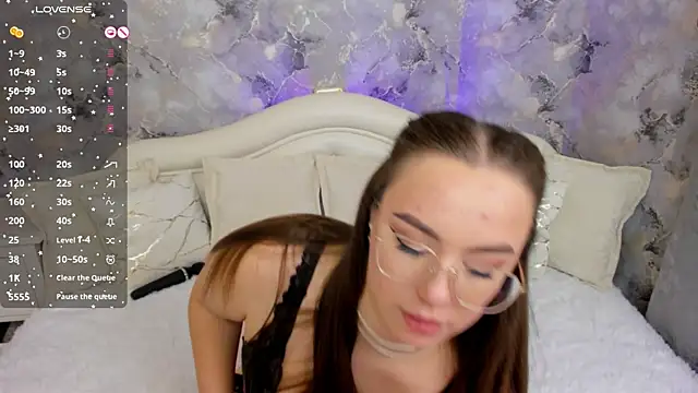 ScarlettVaughn online show from April 2026 09:52:02 AM