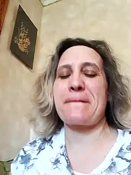KatieLove133 online show from May 2026 10:41:02 AM