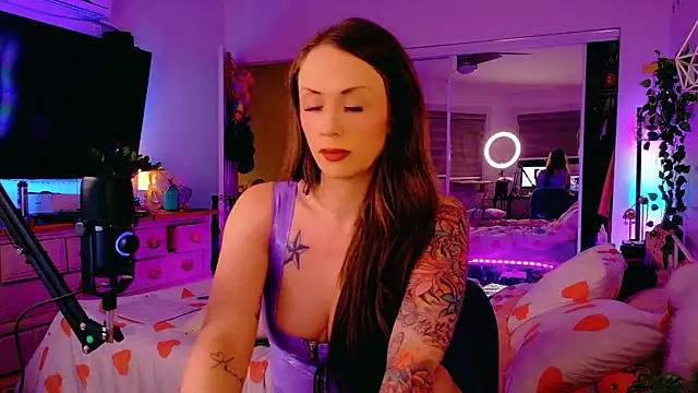 bellethegirl online show from April 2026 06:39:01 AM