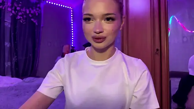 StacyChocopay online show from May 2026 10:15:02 PM