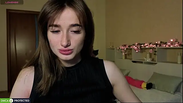 Snapshot of Lady_Sunrise12 chatting on July 2026 01:12:01 AM Lady Sunrise12 online show from July 2026 01:12:01 AM