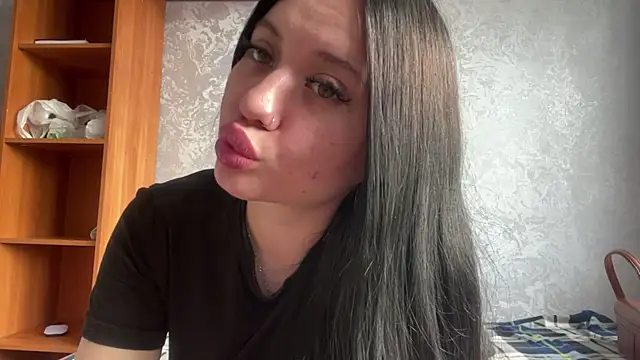 Sofi Funny online show from April 2026 12:52:02 AM