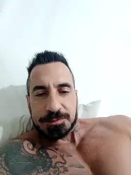 Snapshot of muscle_model33 chatting on March 2026 05:13:02 AM muscle model33 online show from March 2026 05:13:02 AM