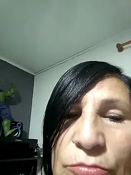 Ladygreeneyes online show from April 2026 02:24:02 AM