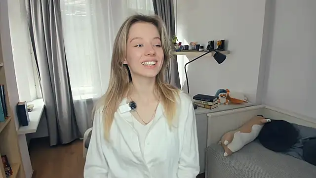 AikoEasterly online show from March 2026 10:08:02 AM