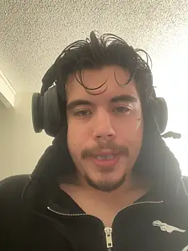 Snapshot of RuledTribe chatting on March 2026 06:52:01 PM RuledTribe online show from March 2026 06:52:01 PM