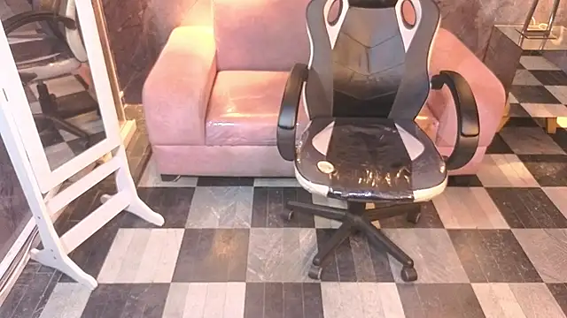  Charlottee b online show from June 2026 07:51:02 PM