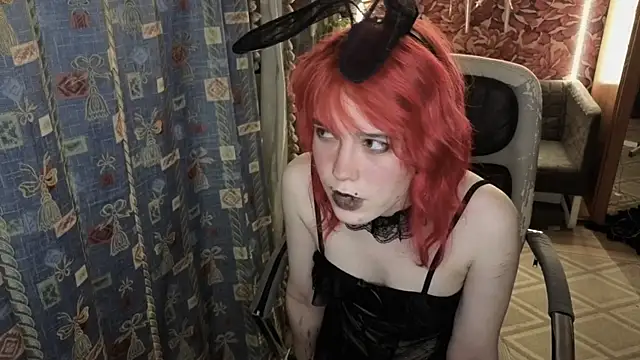 Snapshot of whiny_emo_boi chatting on May 2026 07:53:02 PM whiny emo boi online show from May 2026 07:53:02 PM
