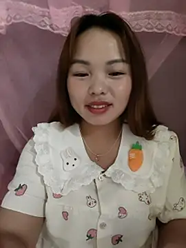 Mina xYx online show from June 2026 03:47:01 PM