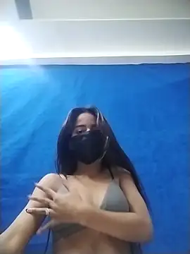Snapshot of Nisha_baby4 chatting on April 2026 06:32:01 AM Nisha baby4 online show from April 2026 06:32:01 AM