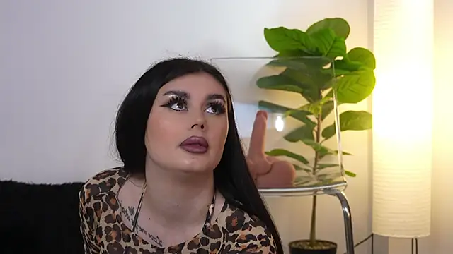 Snapshot of ItsKendra chatting on April 2026 12:39:01 PM ItsKendra online show from April 2026 12:39:01 PM