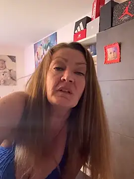 Milf-Gabi online show from May 2026 03:29:02 PM