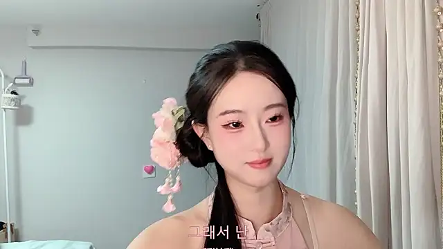 1X-yiyi online show from April 2026 12:06:01 PM