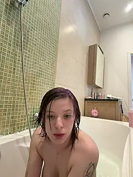 jessebell2003 online show from April 2026 06:05:02 PM