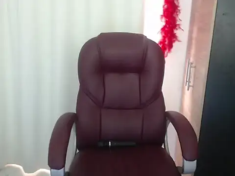 MommyLatina online show from May 2026 06:47:01 PM