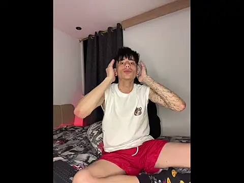 BatKingandBatQueen online show from March 2026 12:59:01 AM