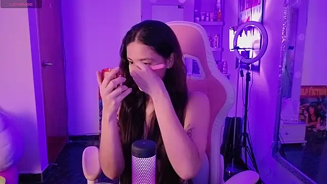 Oliviasims online show from April 2026 08:29:02 PM