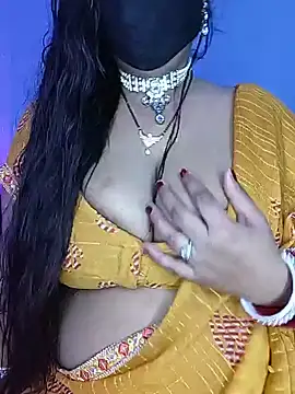 Snapshot of Miss_roohi chatting on June 2026 04:40:01 AM Miss roohi online show from June 2026 04:40:01 AM