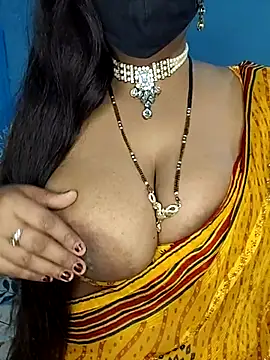 Snapshot of Miss_roohi chatting on August 2026 11:25:01 PM Miss roohi online show from August 2026 11:25:01 PM