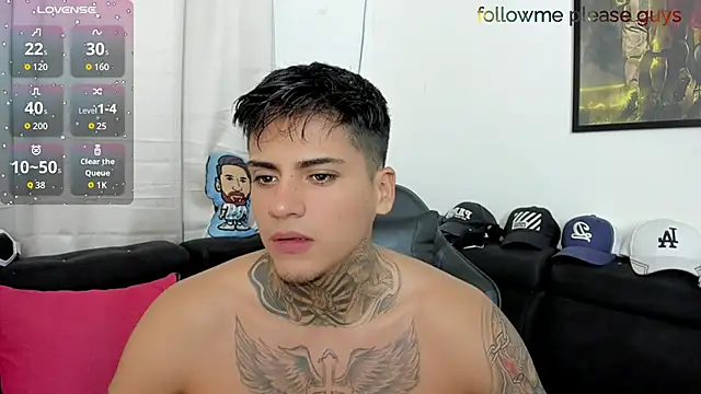 Snapshot of sweetlatinoboy chatting on April 2026 09:59:02 PM sweetlatinoboy online show from April 2026 09:59:02 PM