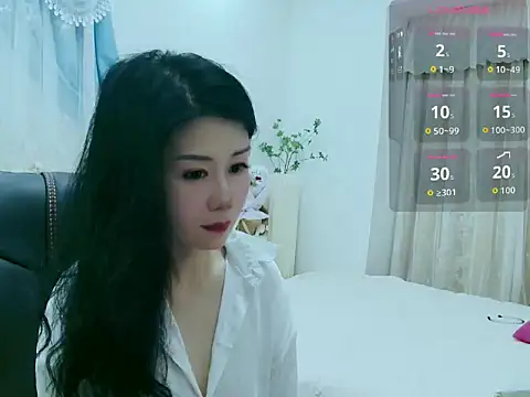 LILI956 online show from April 2026 03:56:01 PM